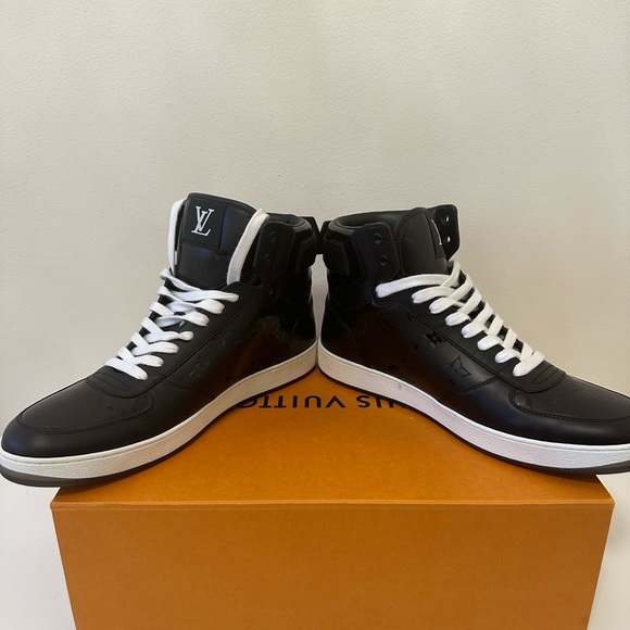 Louis Vuitton Rivoli sneaker boot - Picture 6 of 6